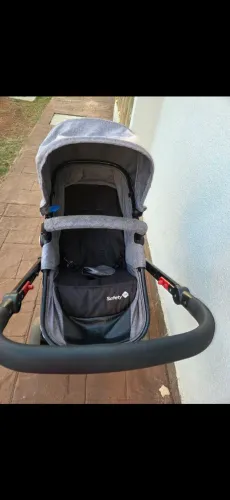 Carrinho de bebê e bebê conforto (PARCELO EM 4X) Safety 1st moby.