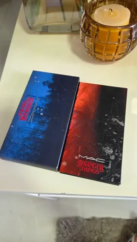 Paleta sombras MAC STRANGER THINGS PALETA SOMBRAS