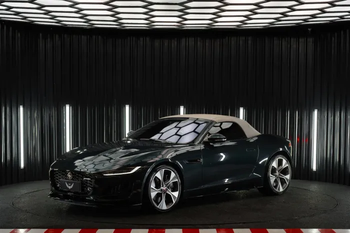 Jaguar F-Type 2.0 R-dynamic Cabriolet 300cv AUT 2023