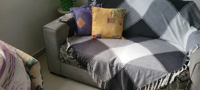 Sofá 2 lugares