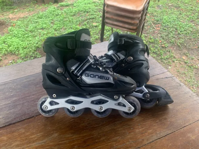 PATINS PROFFISIONAL- PRETO E PRATA(vendo e troco)