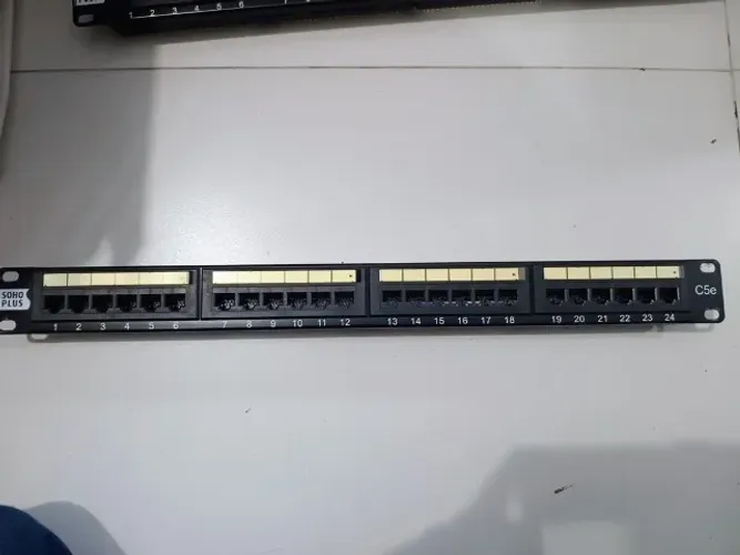 Patch Panel Furukawa CAT5e 24 Portas - Excelente Estado