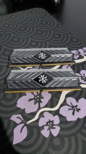 2x Memórias Ram DDR4 XPG RGB 3200mhz