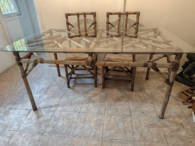 Mesa vime com tampo de vidro