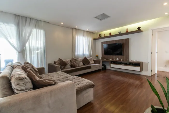 Apartamento para venda em Vila Romana com 4 quartos, sendo 3 suítes, 177m²