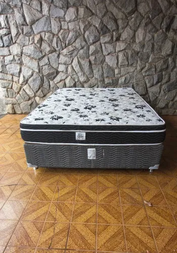 Cama box casal (Entrego)