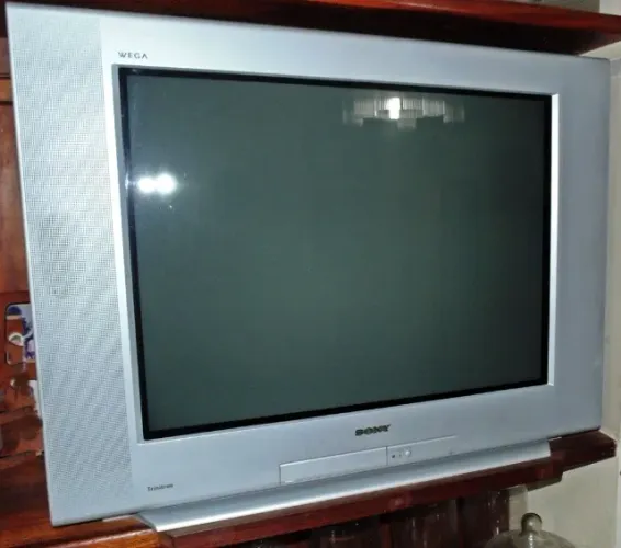COMPRO TV TUBO SONY WEGA TRINITRON