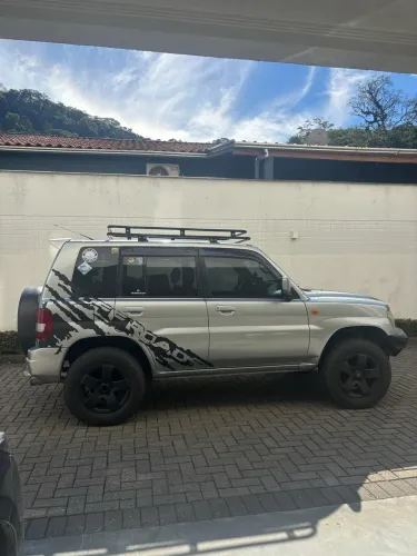 Mitsubishi Pajero TR4 2.0/ 2.0 Flex 16V 4X4 Mec. 2004