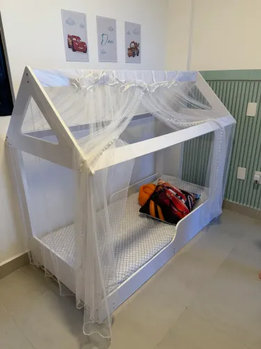 Cama montessoriana + colchão 