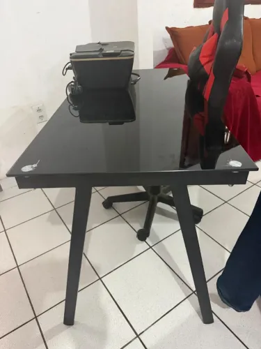 MESA PRA COMPUTADOR MAIS CADEIRA GAMER
