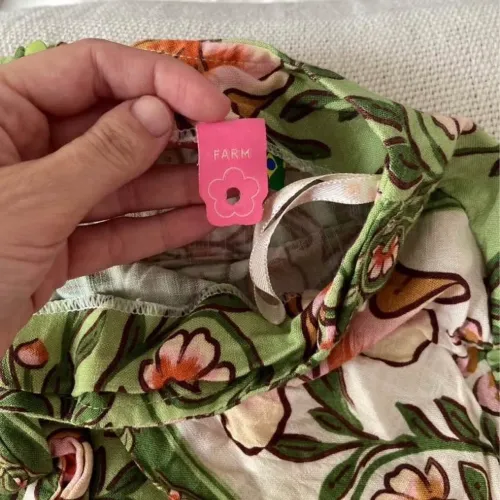 Saia curta boho com amarração farm 