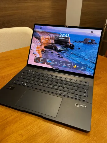 Asus Zenbook 14