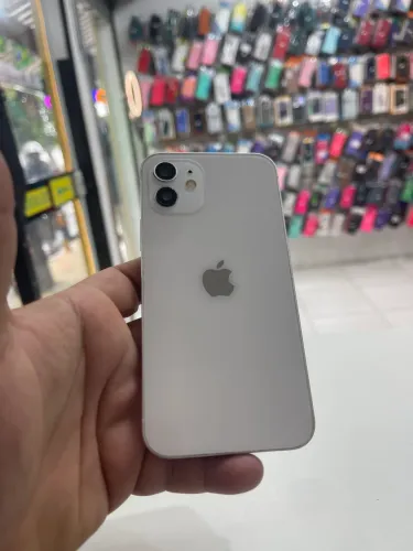 iPhone 12