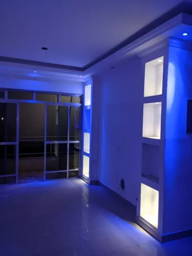 Vendo Apartamento Condomínio Nova Valqueire - 2 quartos + dependência | Vaga | Reformado |