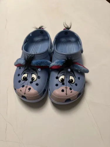 Crocs winnie the pooh igor coleção da Disney, tamanho 39 pouco usado.