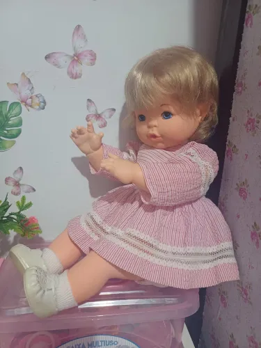 Boneca antiga preguicinha,  bem conservada,  linda , desapego 