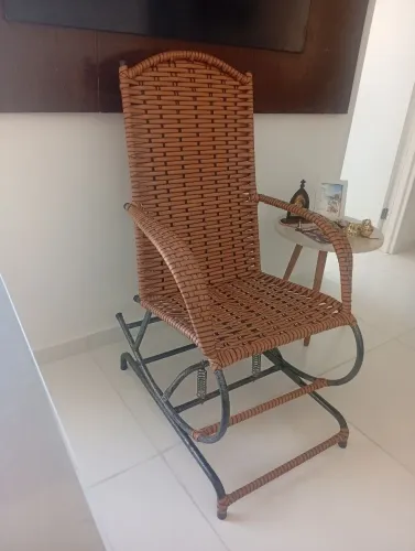 Cadeira de Balanço NOVA