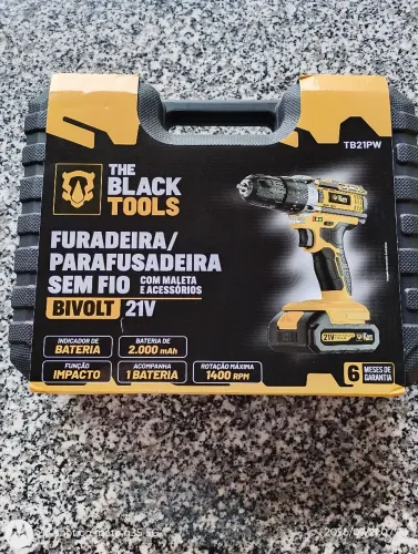 Furadeira e parafusadeira nova