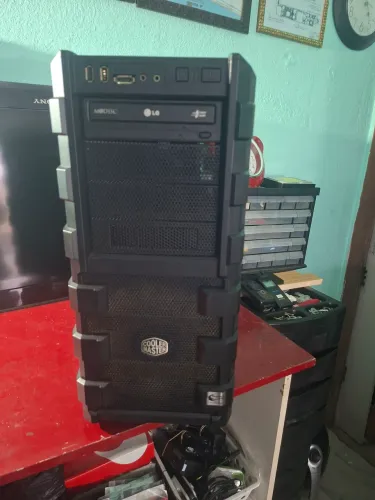 Gabinete gamers collermaster