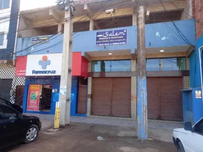 Passo ponto comercial Loja 90 m2 -Unamar Cabo Frio RJ  20 ml
