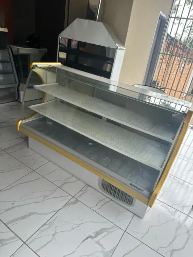 Balcão expositor