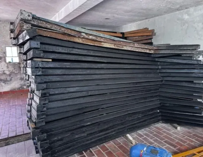 Bandeja de protecao predial primaria 2.5 X 0.8m reforcada trelica tesoura 