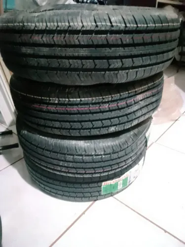Vendo Pneu Aro 13 