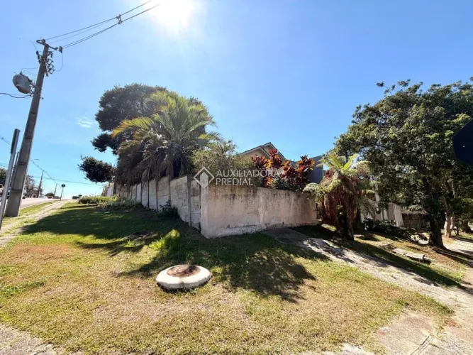 Terreno no bairro Parolin com 324m² de área total