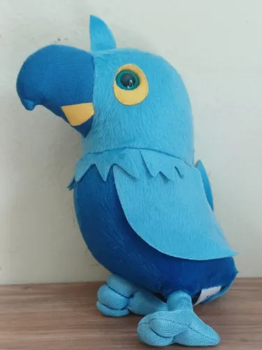 Bichinho de Pelúcia / Boneco Fofo e Macio - Novo