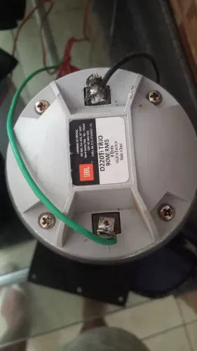 Driver JBL D220Ti Trio 90W RMS - 8 Ohms (Excelente Estado)