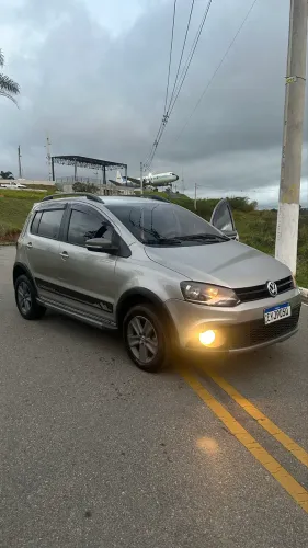 Volkswagen Crossfox 1.6 MI Total Flex 8V 5P 2012