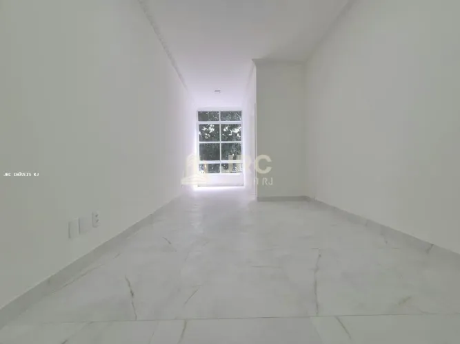 Apartamento para Venda em Rio de Janeiro - RJ no bairro Copacabana