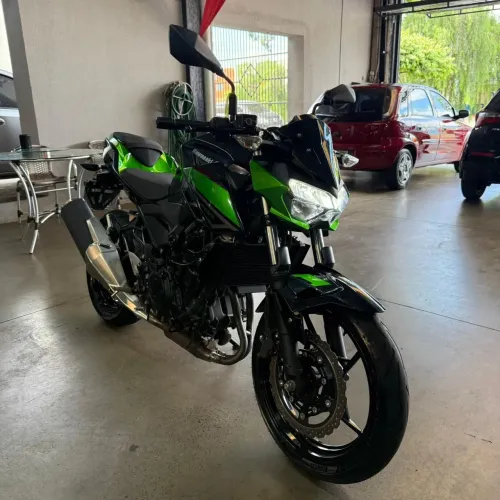 Kawasaki Z400 2022 