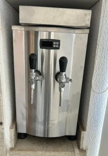 Vendo chopeira 2 bicos...220v