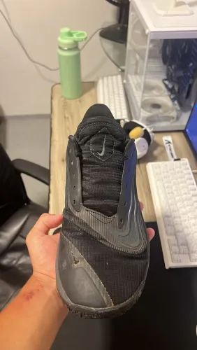 Vendo Nike precision 7 seminovo