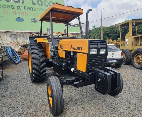 Trator Valmet 785 4x2 