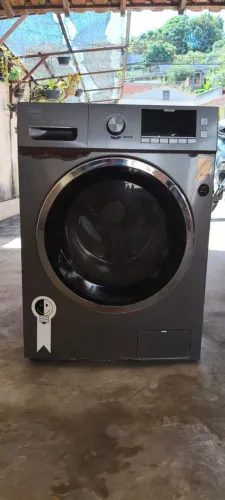Máquina lava e seca com defeito