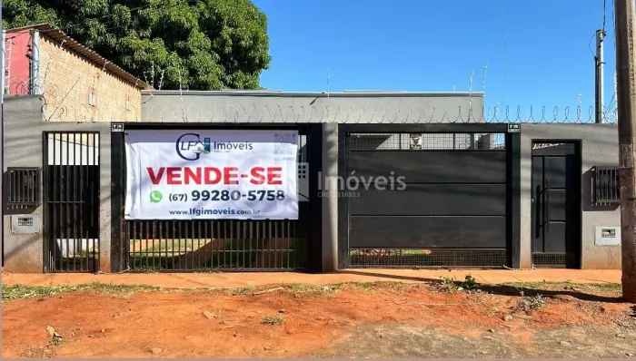Excelente oportunidade! Casa à venda em Campo Grande-MS, bairro Jardim Carioca: 2 quartos,