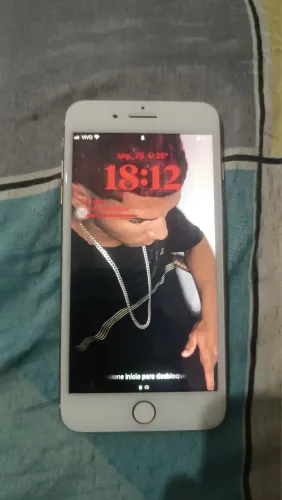 iPhone 8 Plus 64gb