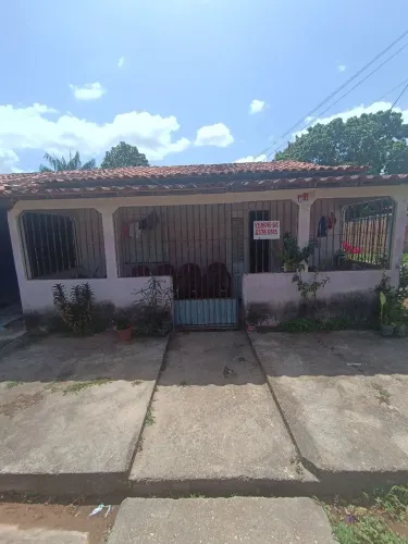 VENDE-SE CASA EM PRESIDENTE SARNEY