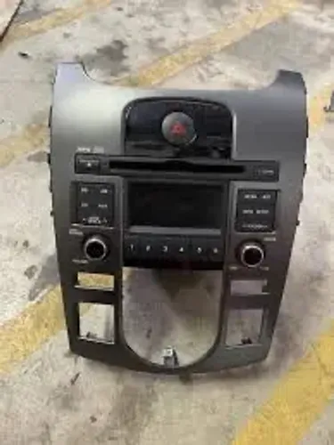 Rádio original Cerato
