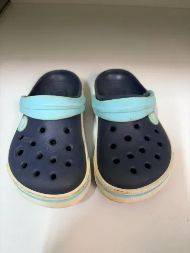 Crocs infantil