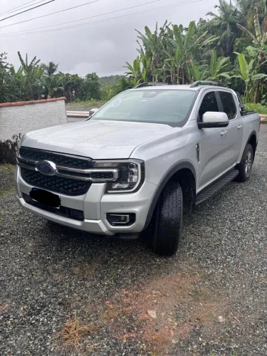 Ford Ranger XLT 3.0 V6 4X4 CD TB Die. Aut. 2025