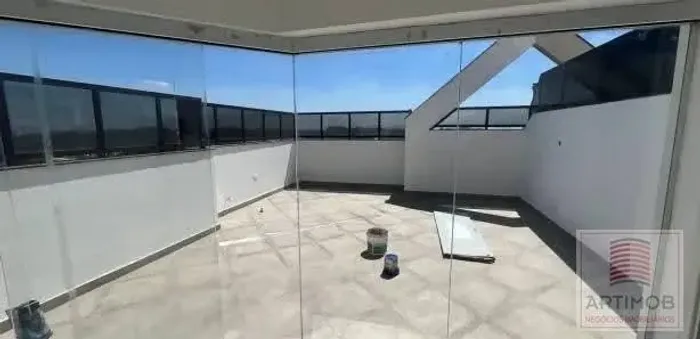Cobertura à venda no Jardim Henriqueta, Taboão da Serra