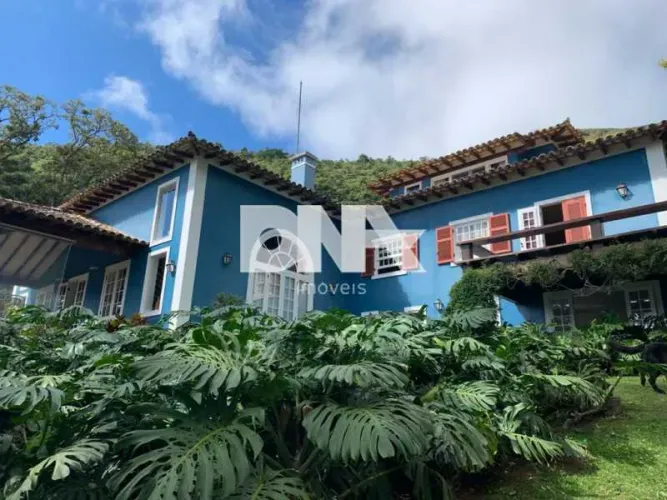 Casa em Condomínio - Duplex / Residencial / Araras