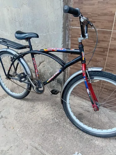 Uma bicicleta aro 26