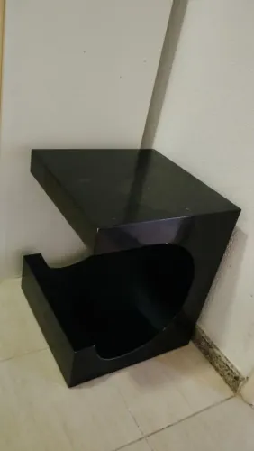 Mesa lateral moderna