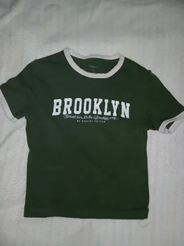Blusa Feminina Verde Usada Em Boas Condições 