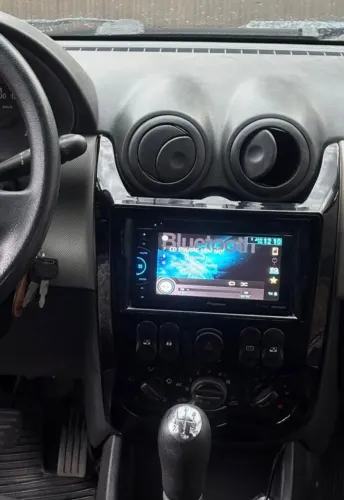 Radio pioneer blutu