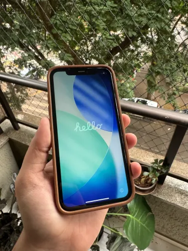 iPhone 11 128GB Preto